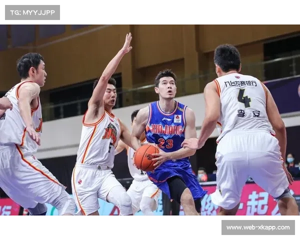 广东男篮平均年龄23.3岁,青春风暴能否重塑十一冠王辉煌 广东男篮平均年龄23.3岁,青春风暴能否重塑十一冠王辉煌